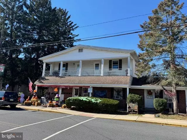 730 MAIN ST, Shoemakersville, PA 19555