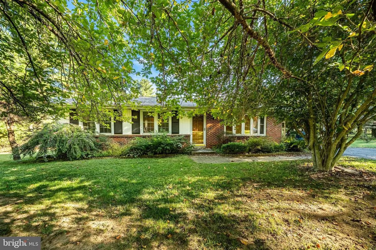 West Chester, PA 19382,1702 W STREET RD