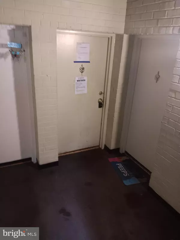 Washington, DC 20020,3109 NAYLOR RD SE #103