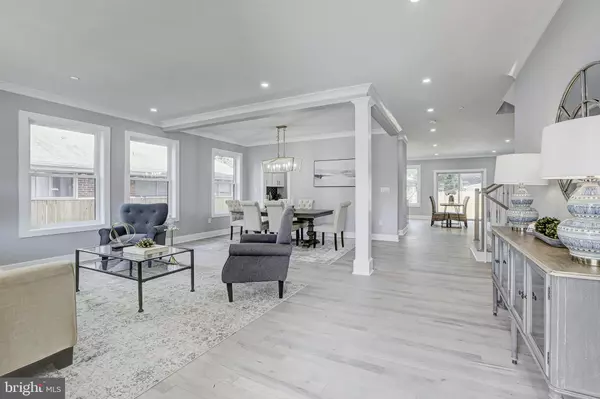 Bethesda, MD 20817,10032 SINNOTT