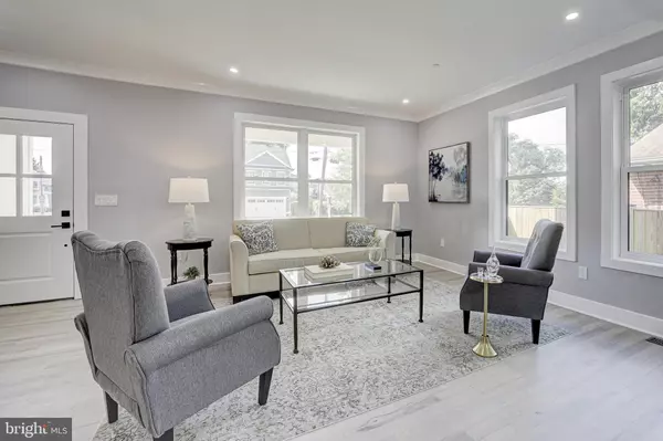 Bethesda, MD 20817,10032 SINNOTT