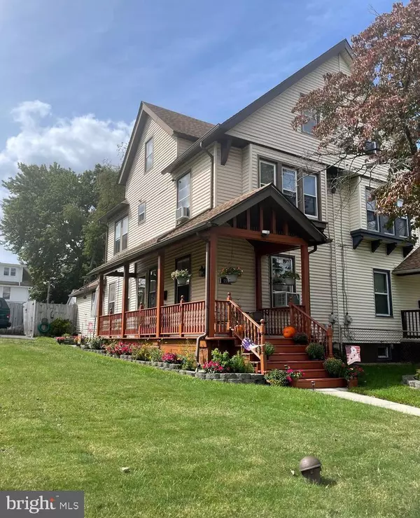 555 VELDE AVE, Pennsauken, NJ 08110