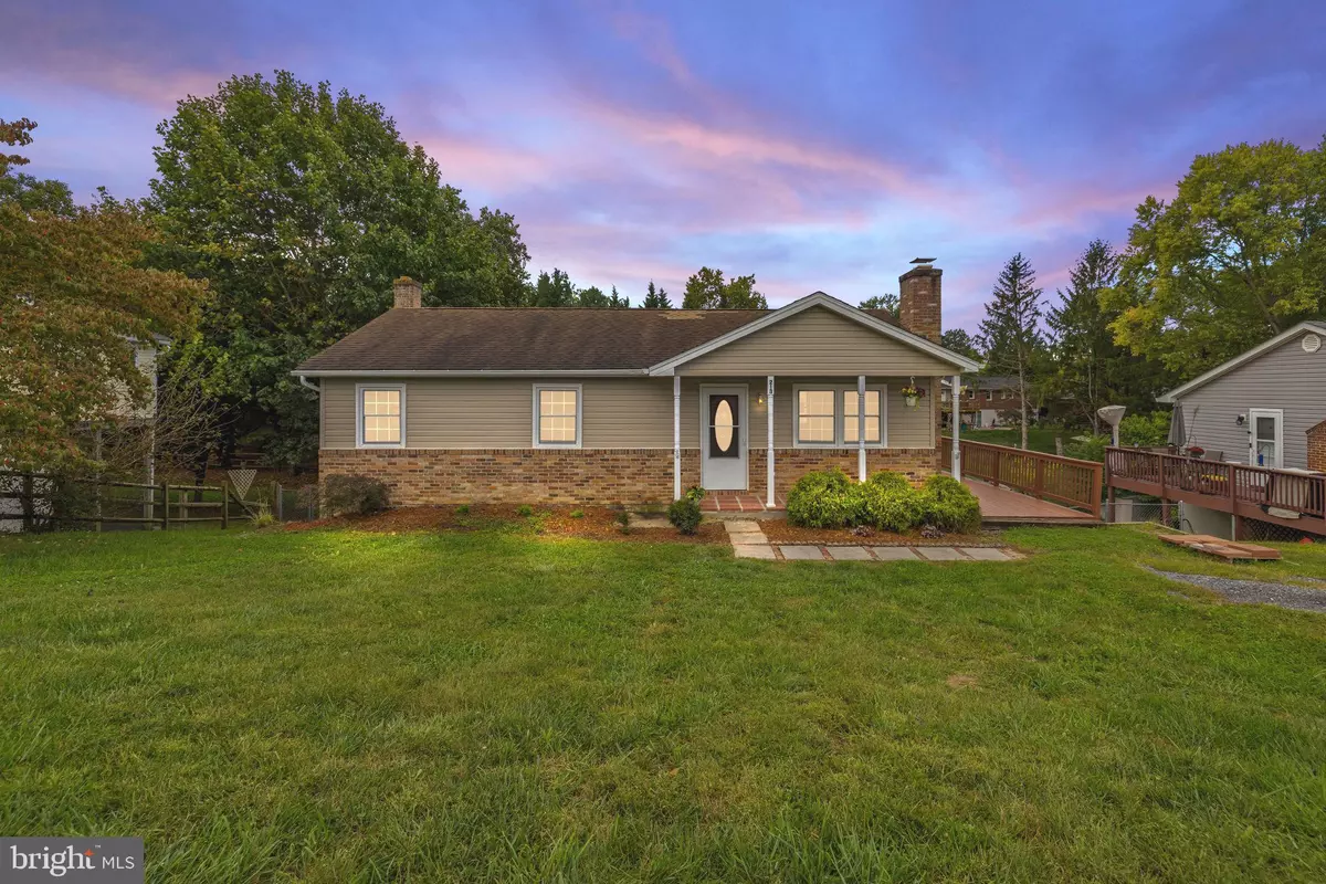 Winchester, VA 22602,213 CREST CIR