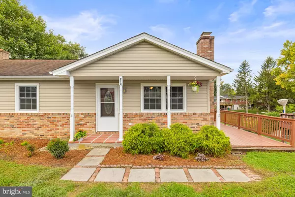 Winchester, VA 22602,213 CREST CIR