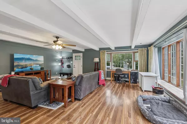 Sellersville, PA 18960,1002 CATHILL RD