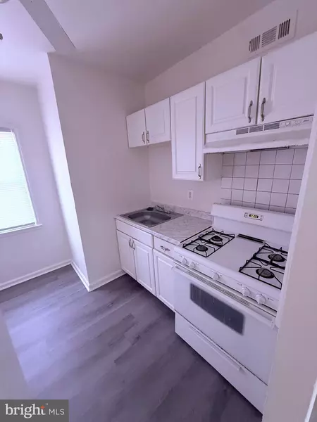 520 BALTIC AVE #B, Brooklyn, MD 21225