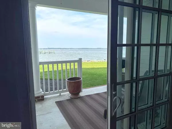 Cambridge, MD 21613,5 OAKLEY ST #102