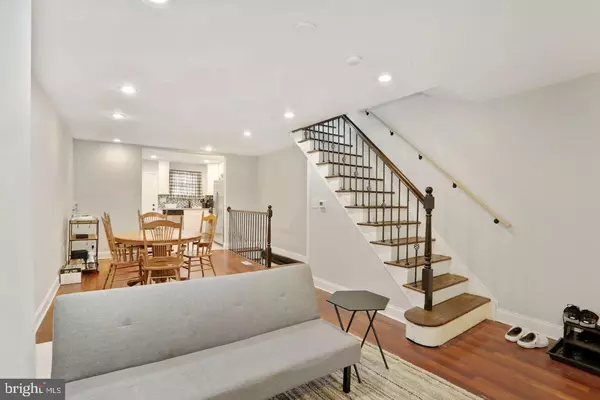 Philadelphia, PA 19145,2031 S BEECHWOOD ST