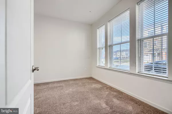 Hanover, MD 21076,1815 IRIS LN