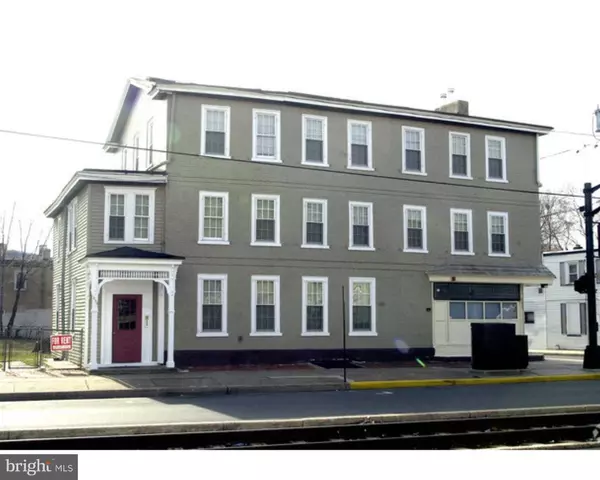 200 E BROAD ST #7, Burlington, NJ 08016