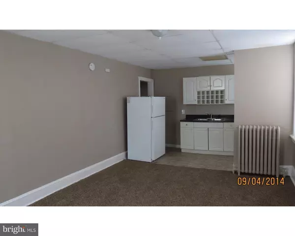 Burlington, NJ 08016,200 E BROAD ST #7