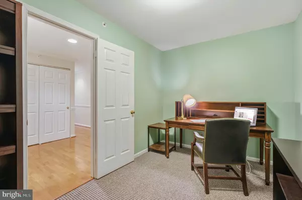 Lutherville Timonium, MD 21093,10 BANDON CT #302