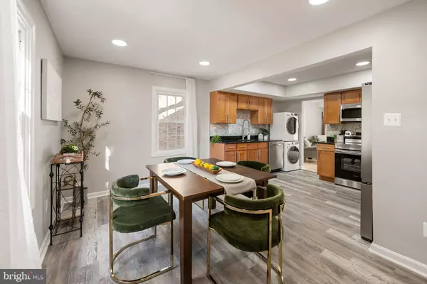 Centreville, VA 20121,14487 RUSTLING LEAVES LN