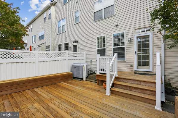 Gaithersburg, MD 20878,655 GATESTONE SQUARE ST