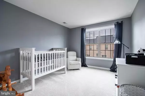 Ashburn, VA 20148,22567 NAUGATUCK SQ