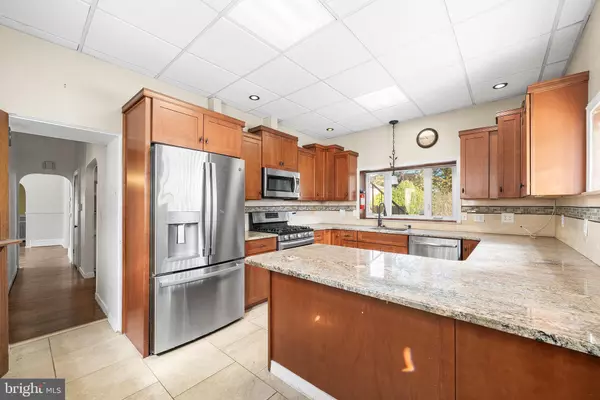 7301 CHESTNUT AVE #1, Elkins Park, PA 19027