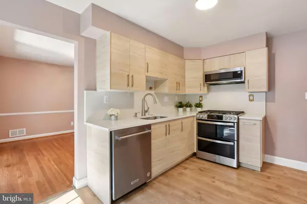 Alexandria, VA 22306,1913 COURTLAND RD