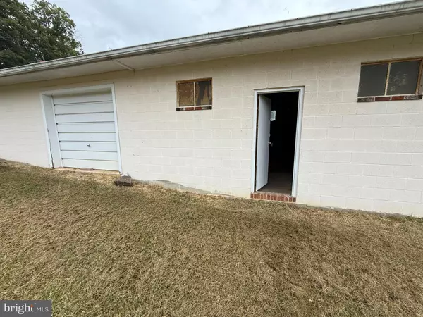 Hedgesville, WV 25427,354 CHERRY RUN RD