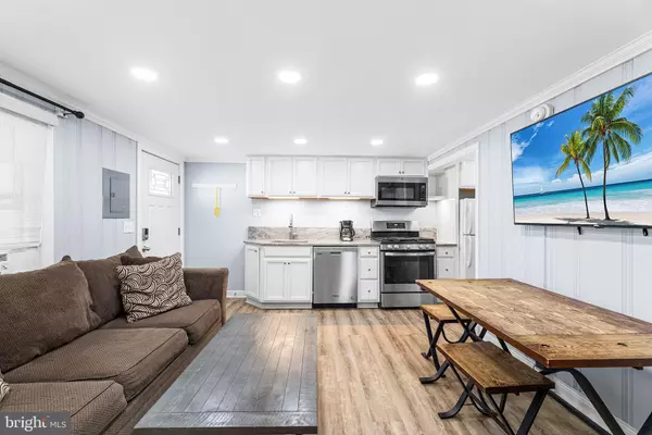 13 40TH ST #4, Ocean City, MD 21842