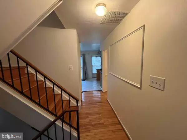 Gaithersburg, MD 20878,50 NAPA VALLEY RD