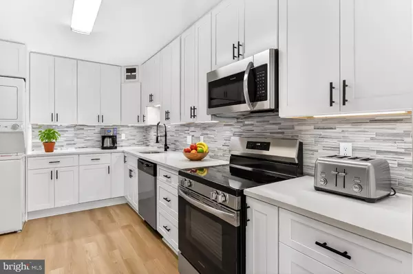 Alexandria, VA 22304,205 YOAKUM PKWY #1509