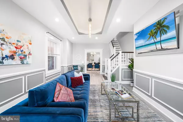 Philadelphia, PA 19143,5532 CEDAR AVE