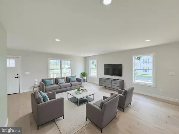 Luray, VA 22835,320 8TH AVENUE