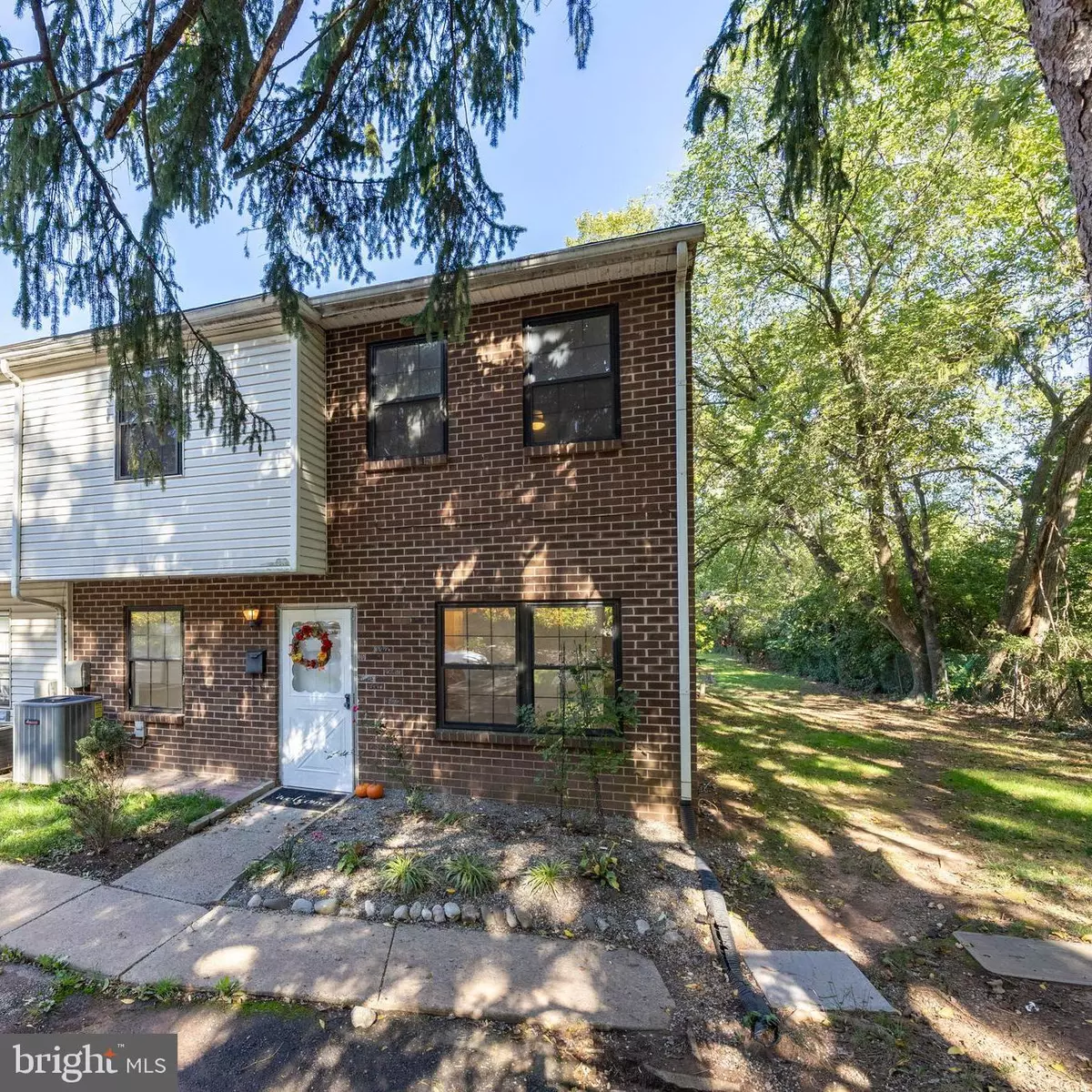 Norristown, PA 19401,8 SAWMILL RUN #8