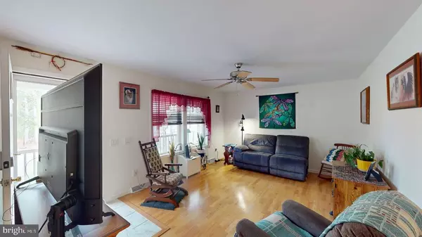 Augusta, WV 26704,738 WILD BOAR RD