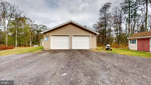 Augusta, WV 26704,738 WILD BOAR RD