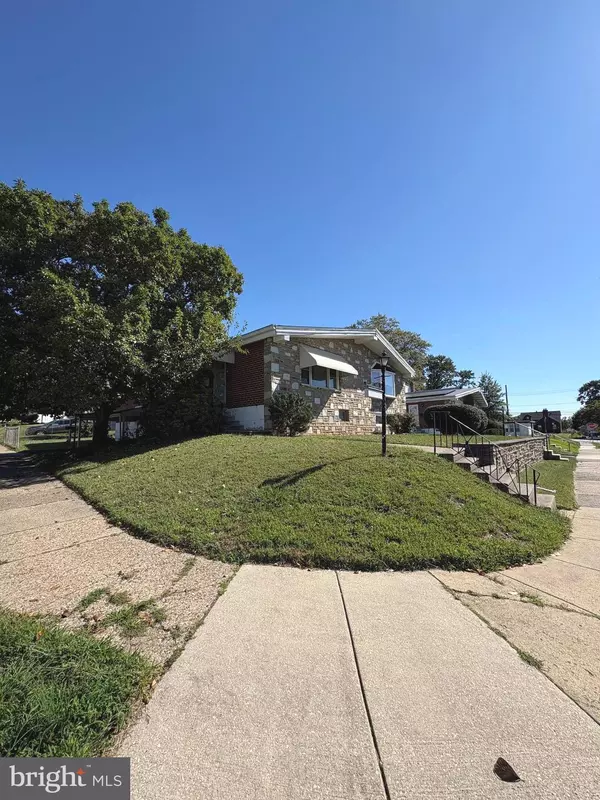 801 CHARETTE RD, Philadelphia, PA 19115