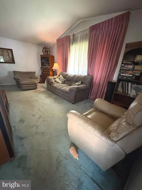 Philadelphia, PA 19115,801 CHARETTE RD