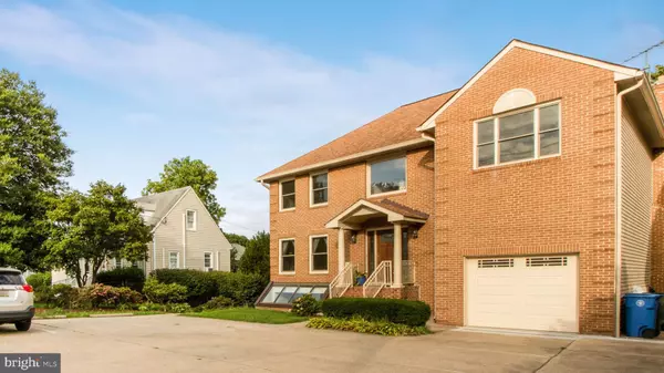 Silver Spring, MD 20910,8933 COLESVILLE RD