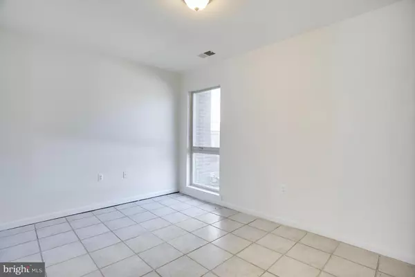 Annapolis, MD 21403,8 GENTRY CT