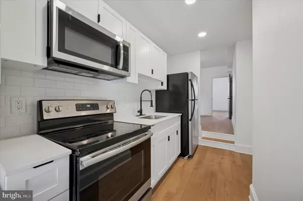 Philadelphia, PA 19121,1217 N 28TH ST #2