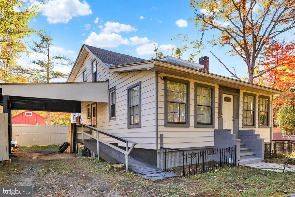 Orwigsburg, PA 17961,336 LAKE FRONT DR