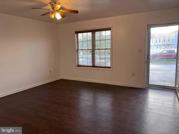 Edinburg, VA 22824,124 KADIES LN