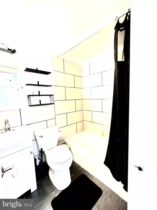 Washington, DC 20011,610 LONGFELLOW ST NW #404