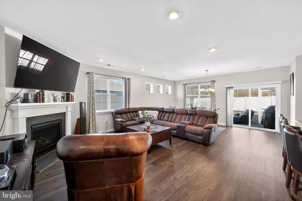 Moorestown, NJ 08057,103 CONGRESSIONAL CT