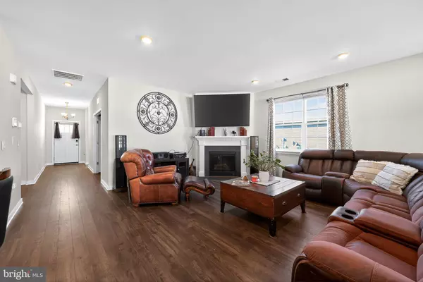 Moorestown, NJ 08057,103 CONGRESSIONAL CT