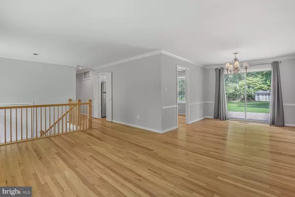 Potomac, MD 20854,11733 AMBLESIDE DR