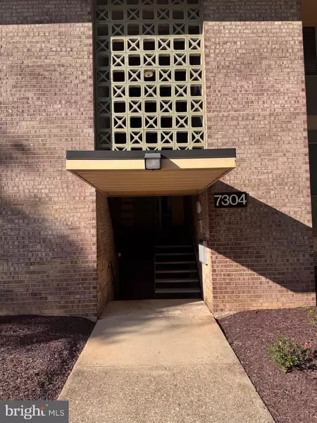 7304 DONNELL DR #B-5, District Heights, MD 20747