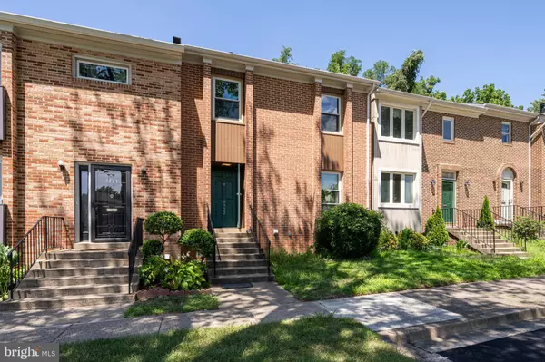 Annandale, VA 22003,8322 HIGHCLIFFE CT