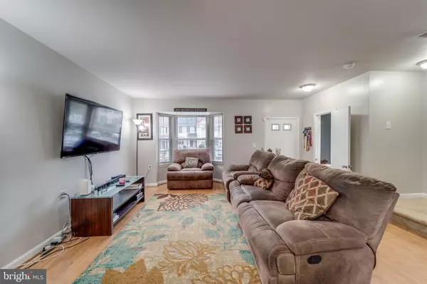 Woodbridge, VA 22193,14072 OXBRIDGE INN CT