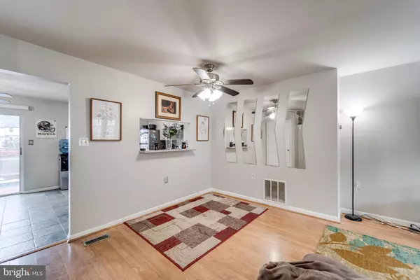 Woodbridge, VA 22193,14072 OXBRIDGE INN CT