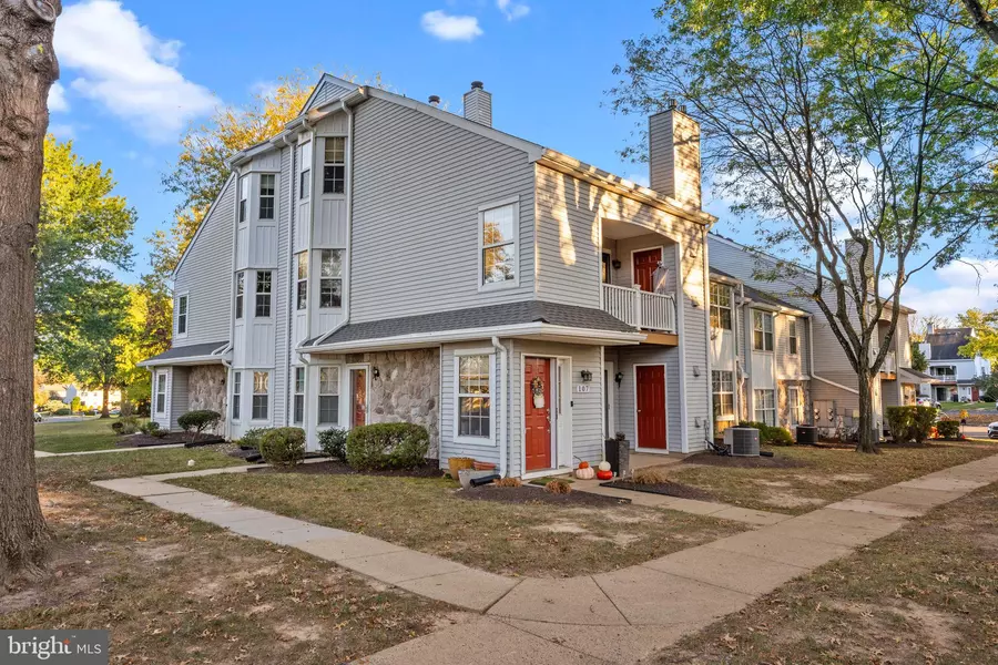 105 HOPKINS CT, Southampton, PA 18966