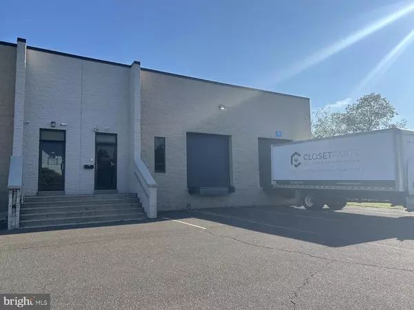 Harleysville, PA 19438,352 GODSHALL DR