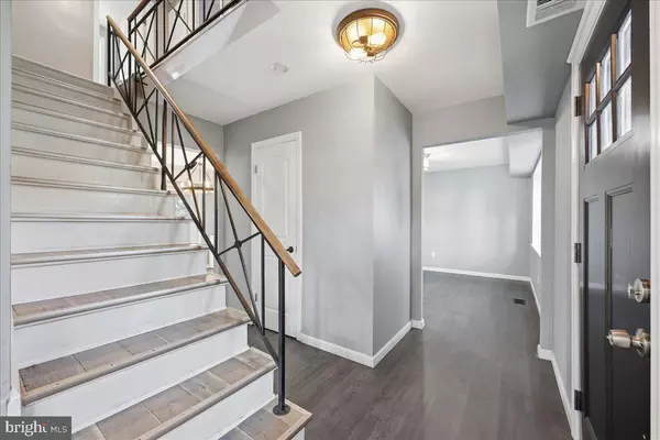 Willingboro, NJ 08046,4 EAST CT