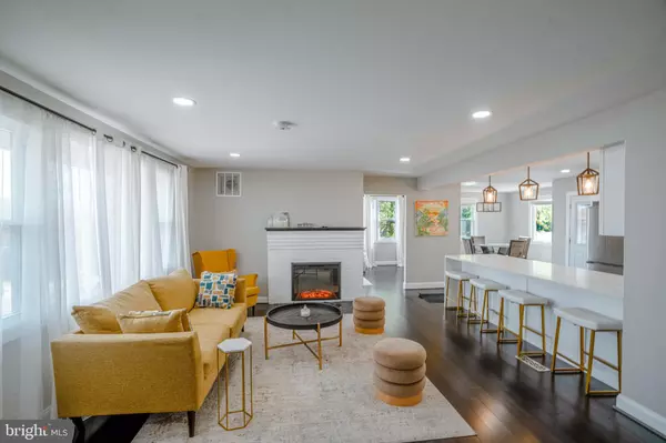 Hyattsville, MD 20783,923 RAY RD