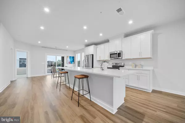 43730 TRANSIT SQ, Ashburn, VA 20147